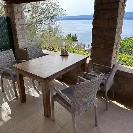 Quiet Place With A Beautiful View דירה